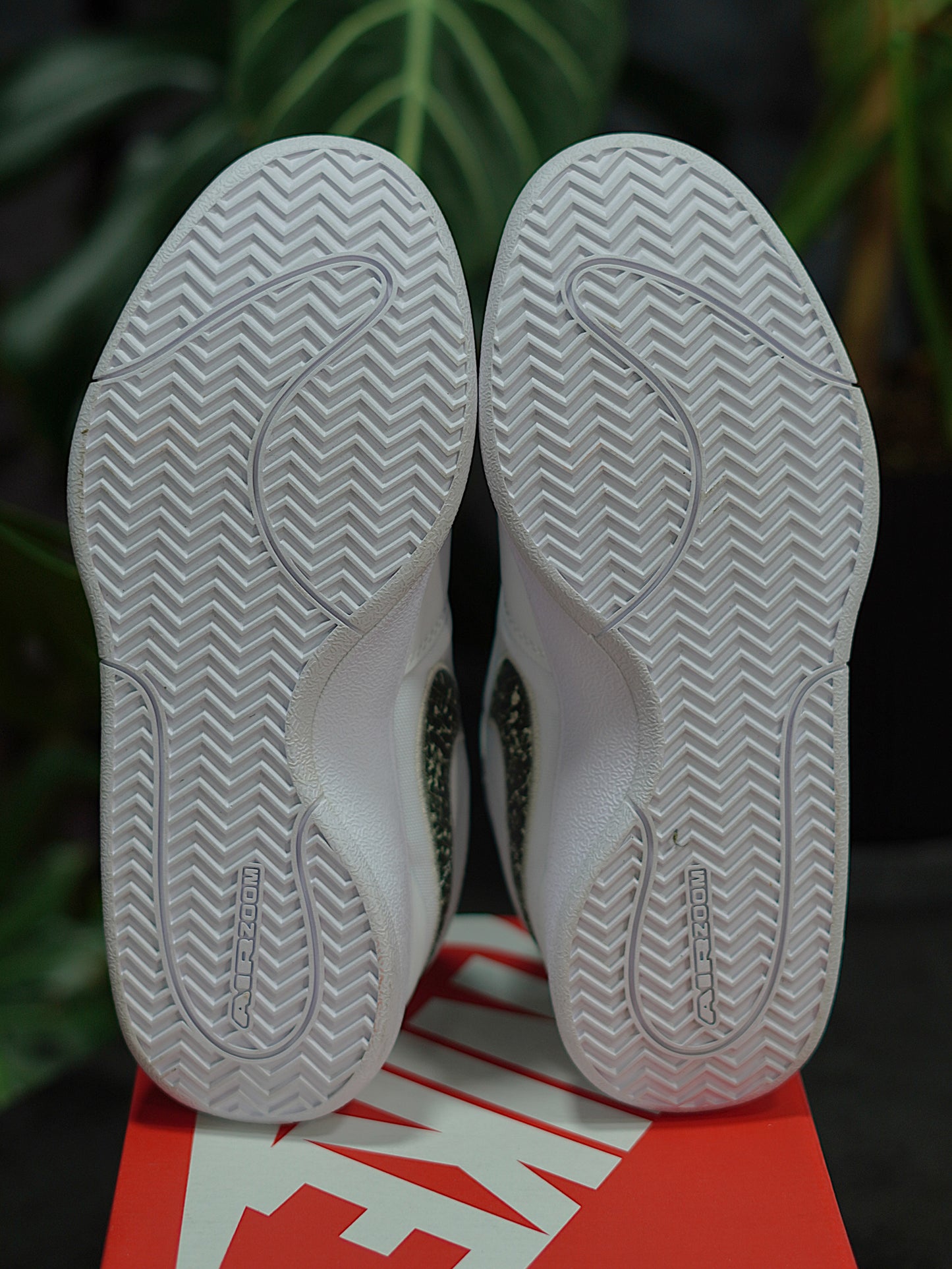 Nike Book 1 Rattlesnake - Blanco, Gris