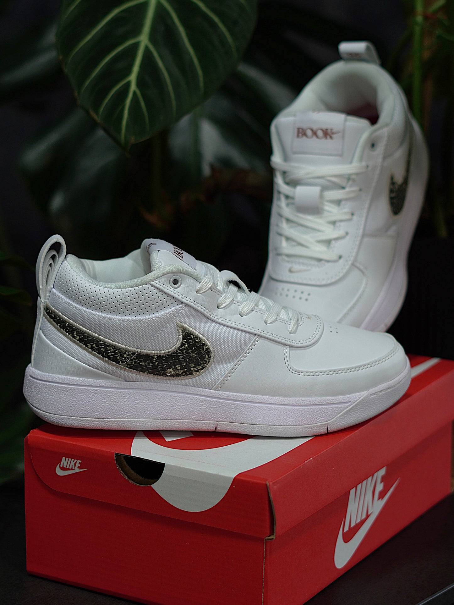 Nike Book 1 Rattlesnake - Blanco, Gris