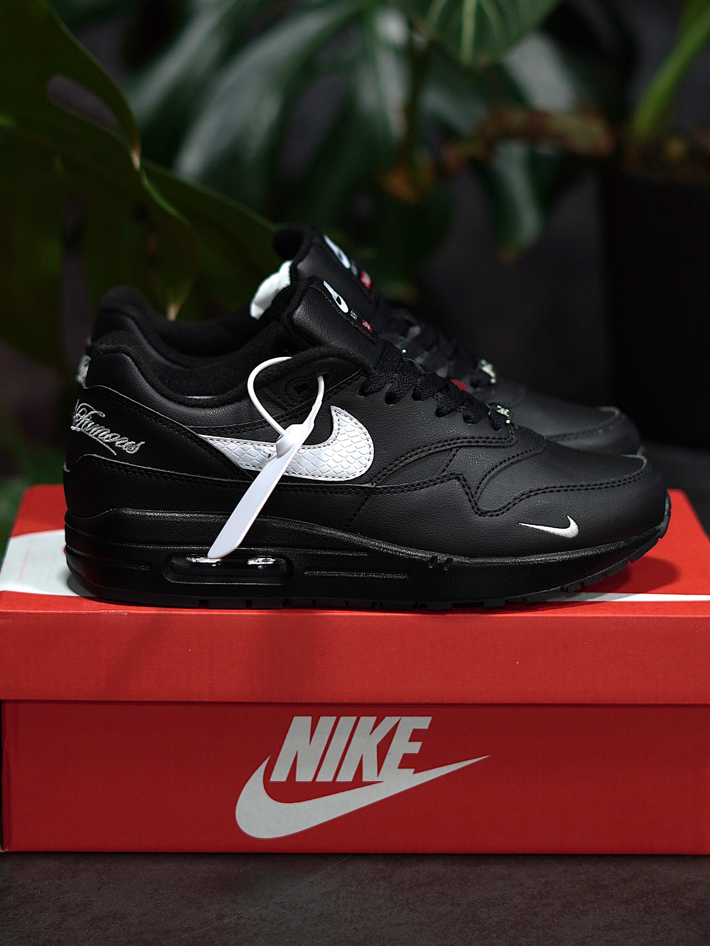 Nike Air Max 1 '87 x Supreme - Negro, Blanco