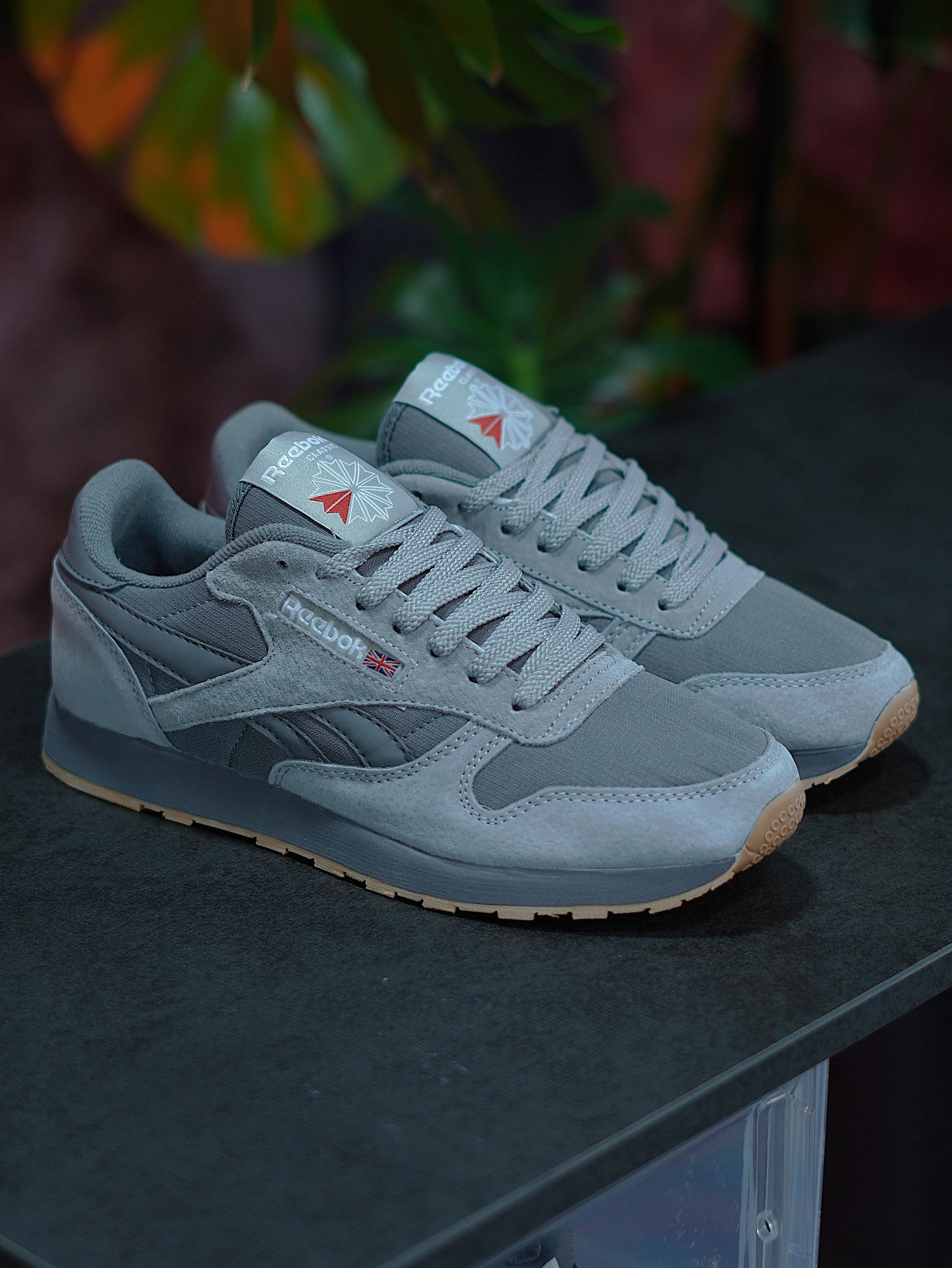 Reebok Classic Leather - Gris, Gamuza