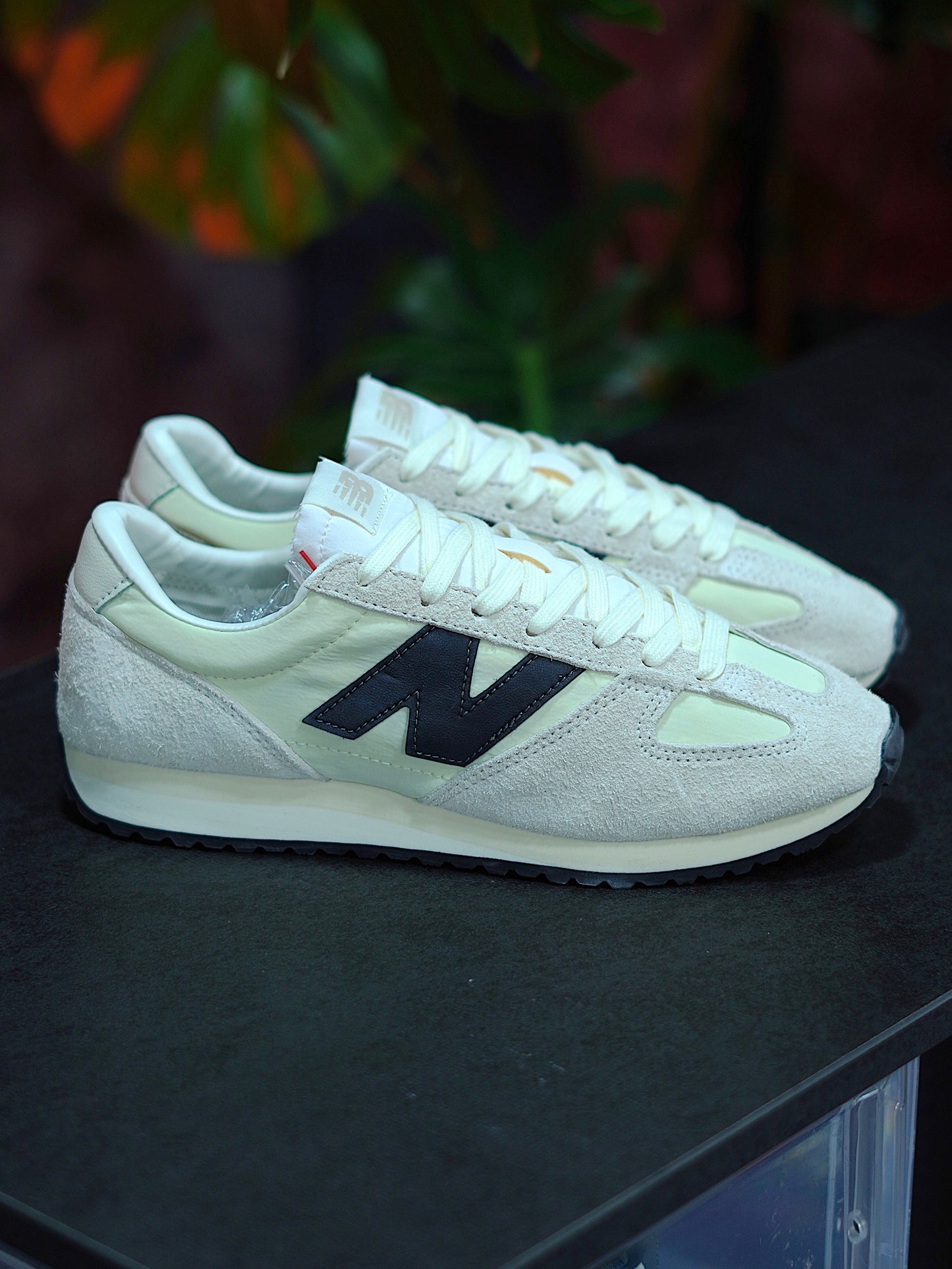 New Balance 471 - Blanca, Negro