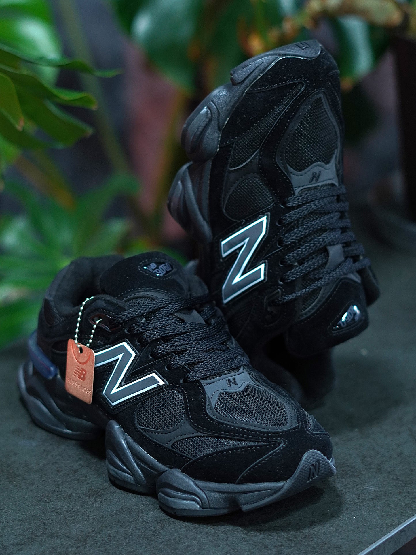 New Balance 9060 - Negra, N Blanca