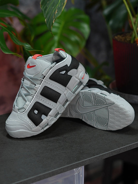 Nike Air More Uptempo - Gris, Negro, Rojo