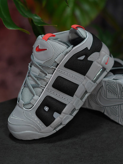 Nike Air More Uptempo - Gris, Negro, Rojo