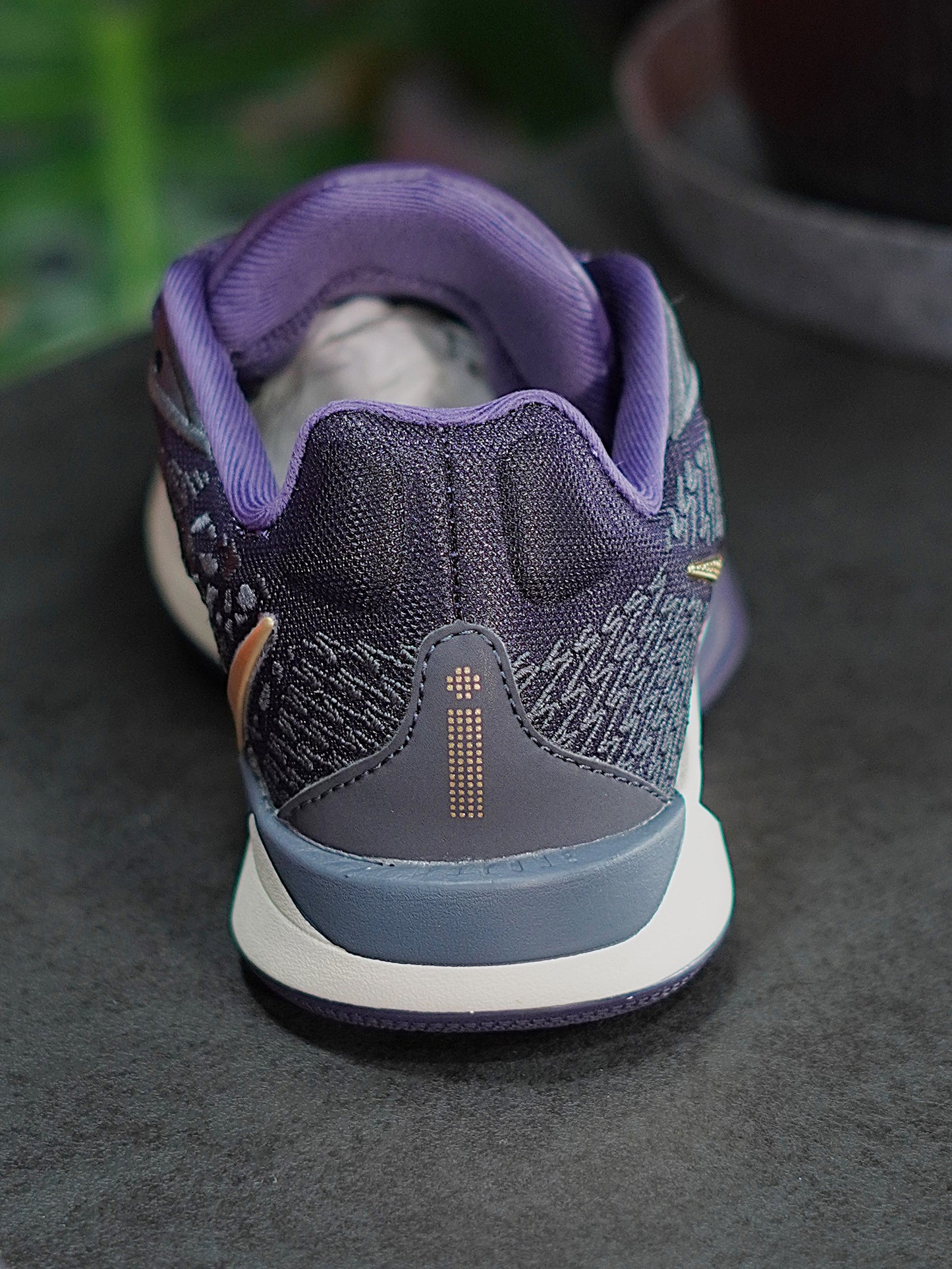 Nike Sabrina 2 KC Broken Records - Morado, Dorado, Negro, Blanco