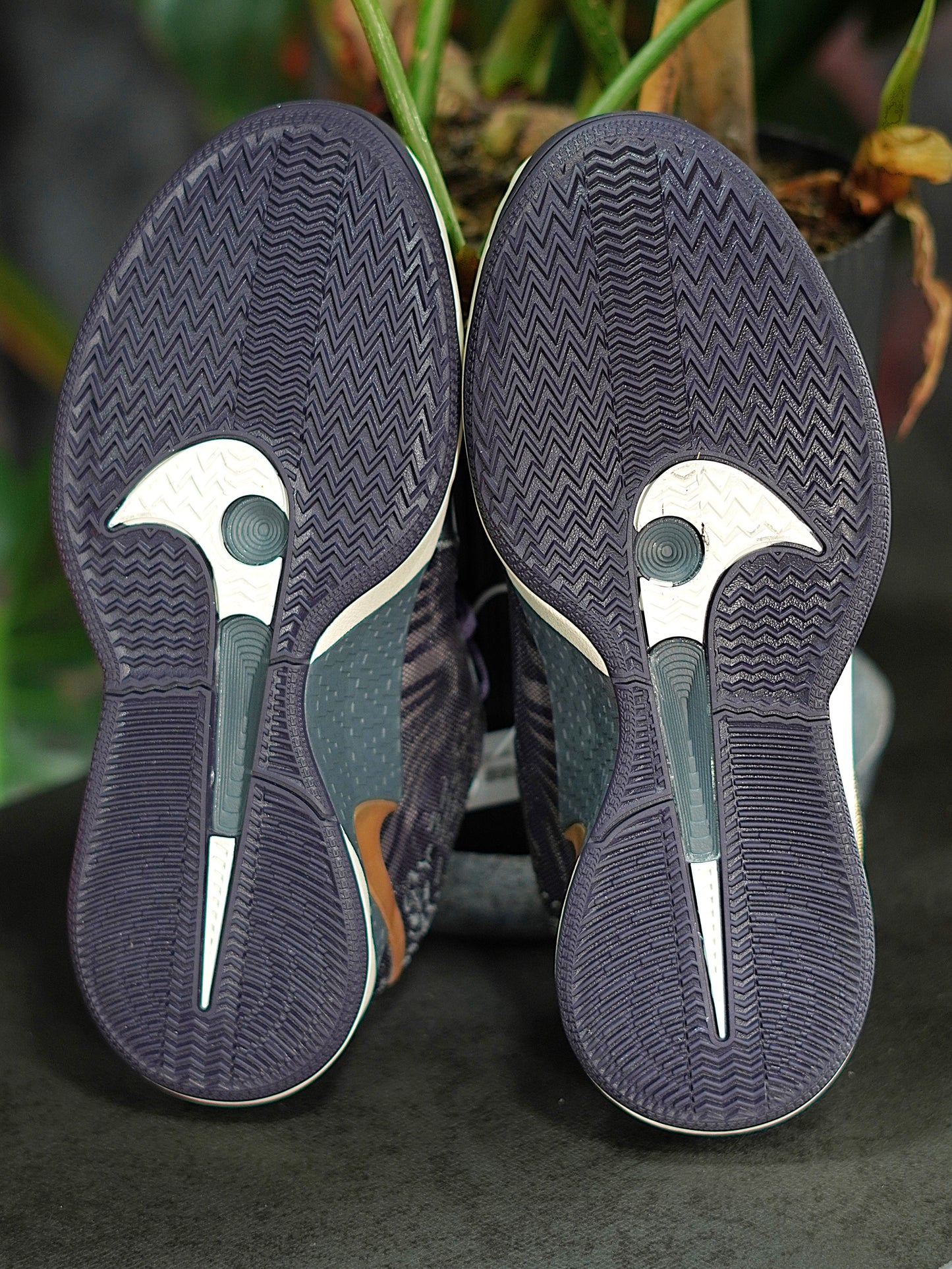 Nike Sabrina 2 KC Broken Records - Morado, Dorado, Negro, Blanco