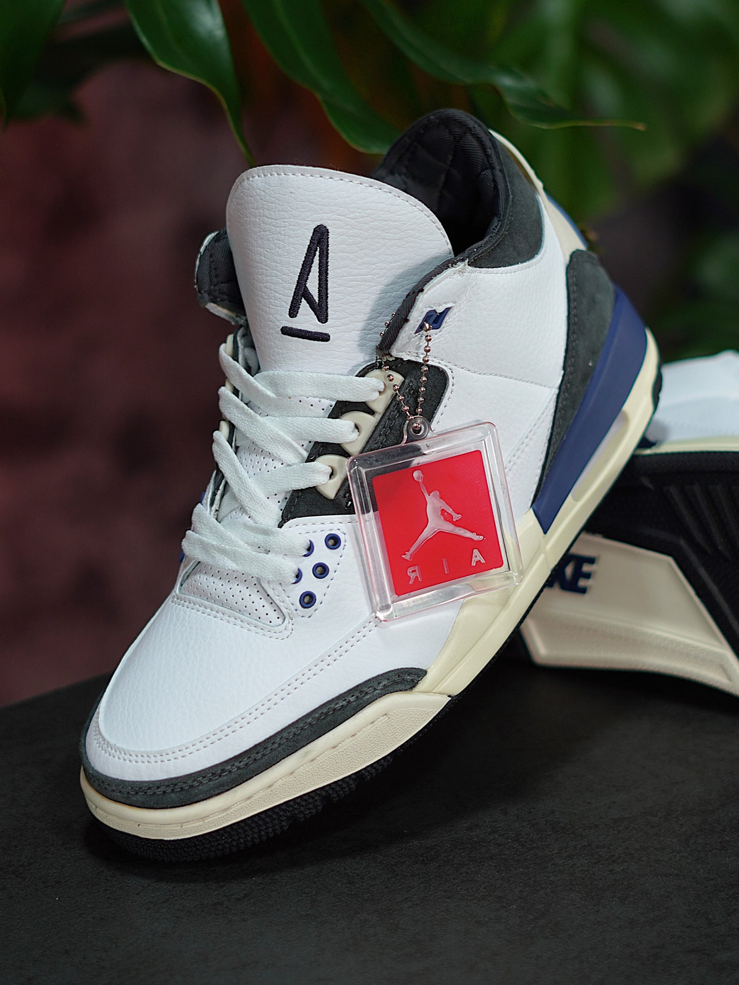 Air Jordan 3 x A Ma Maniére For The Love - Azul, Blanco, Gris oscuro