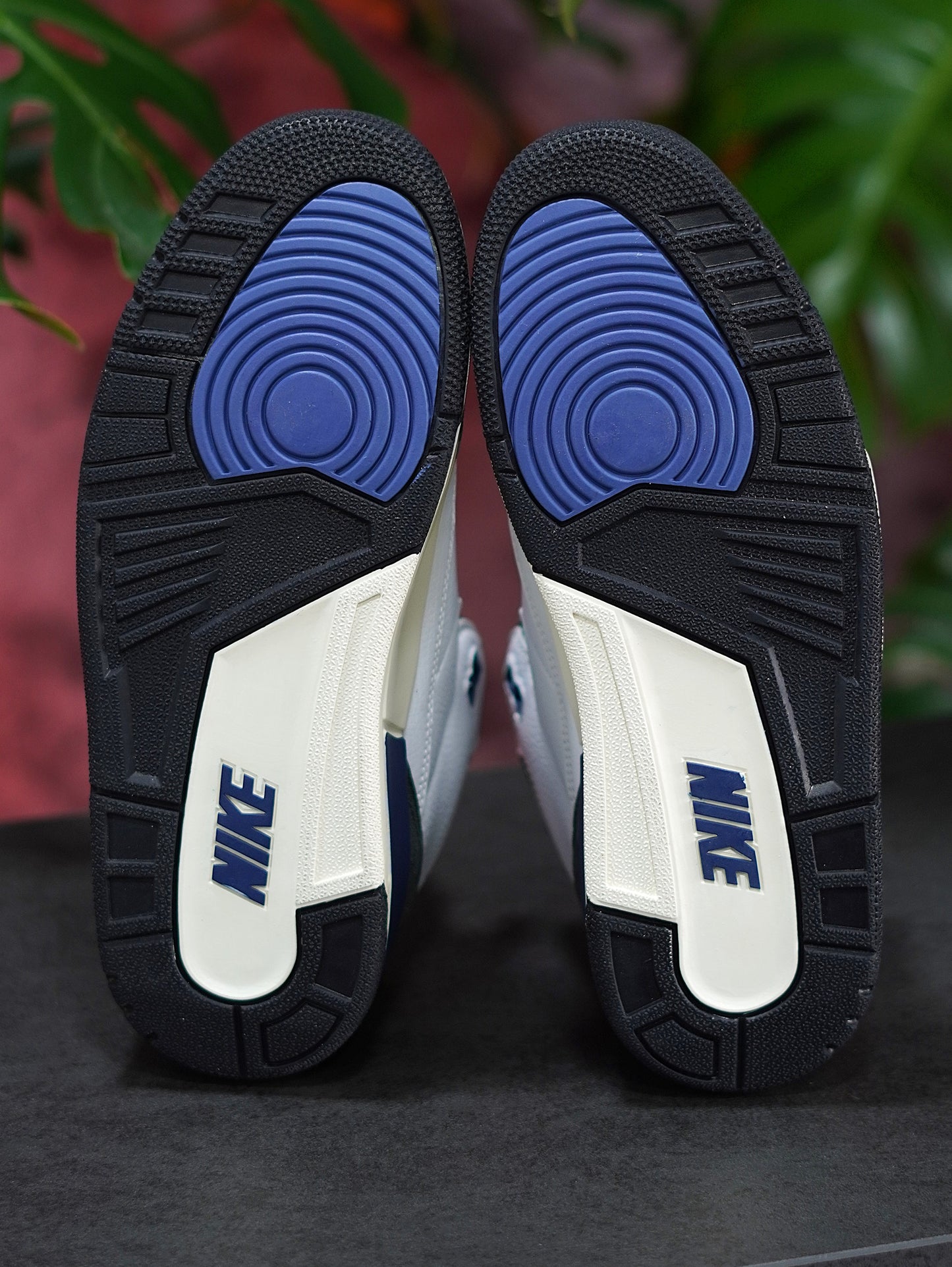 Air Jordan 3 x A Ma Maniére For The Love - Azul, Blanco, Gris oscuro