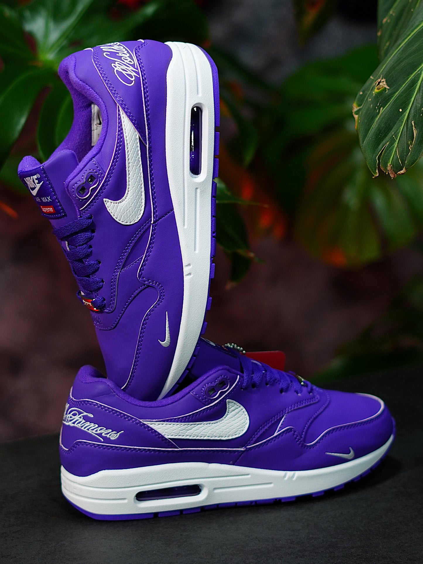 Supreme x Nike Air Max 1 "Varsity Purple" - Morado