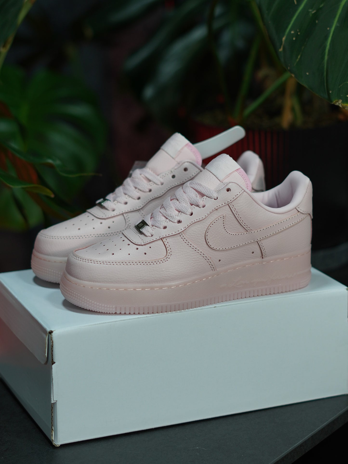 Nike Air Force One x Nocta - Rosado pastel
