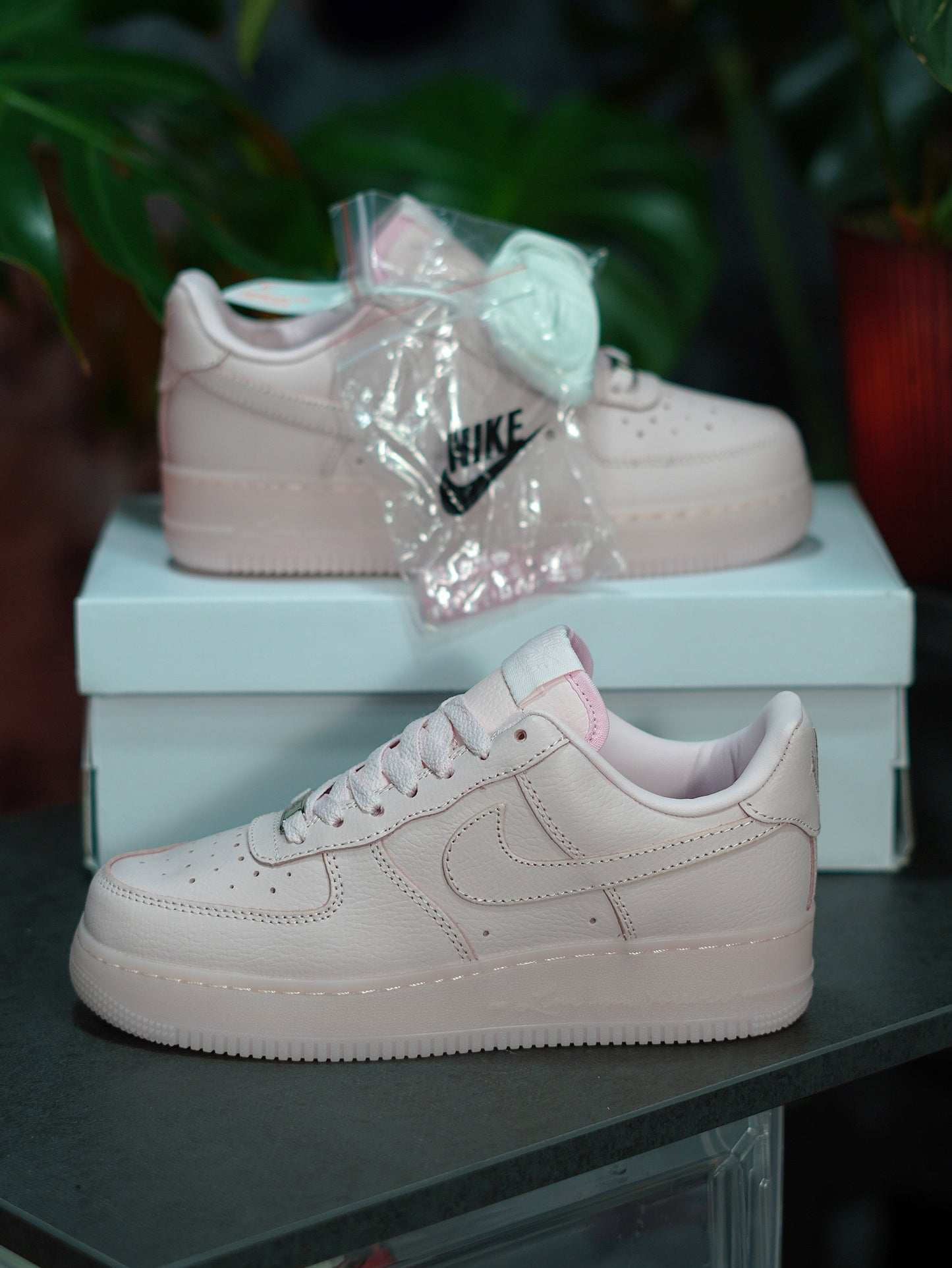 Nike Air Force One x Nocta - Rosado pastel