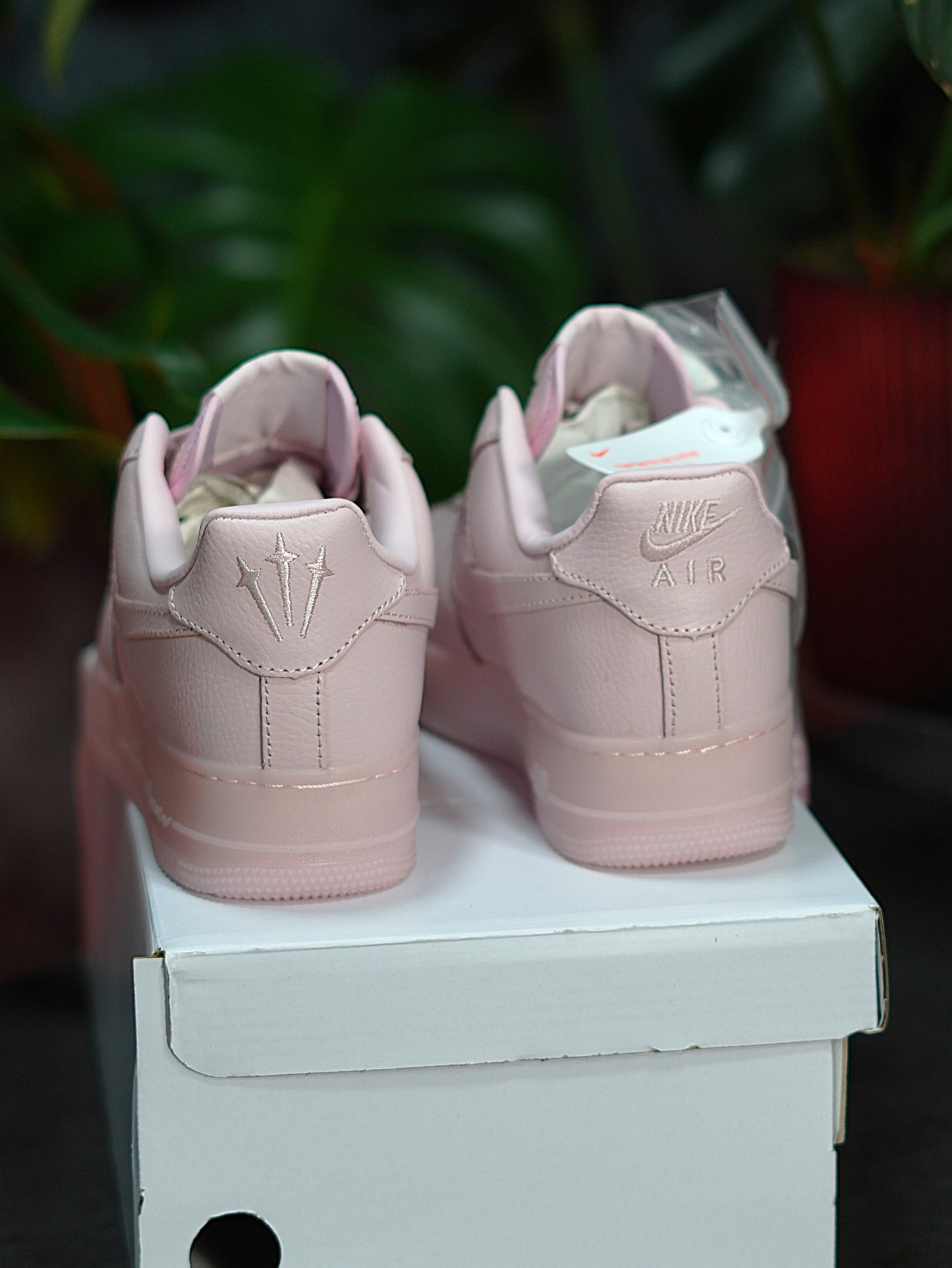 Nike Air Force One x Nocta - Rosado pastel