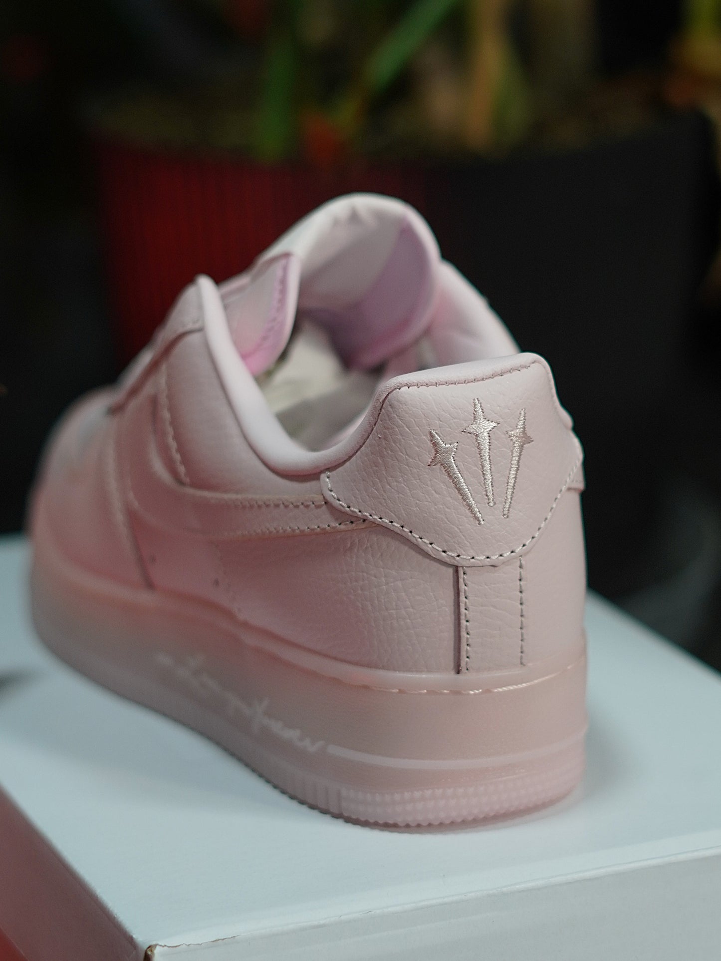 Nike Air Force One x Nocta - Rosado pastel