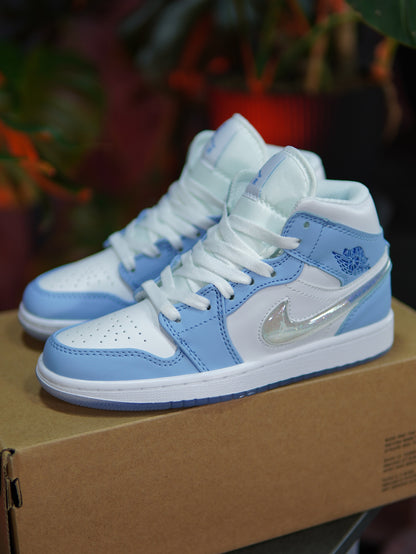 Air Jordan 1 Mid Glitter Swoosh - Azul, Blanco