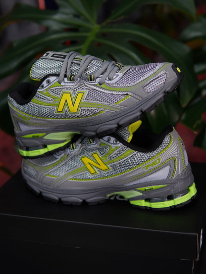 New Balance 740 - Gris, Verde, Amarillo