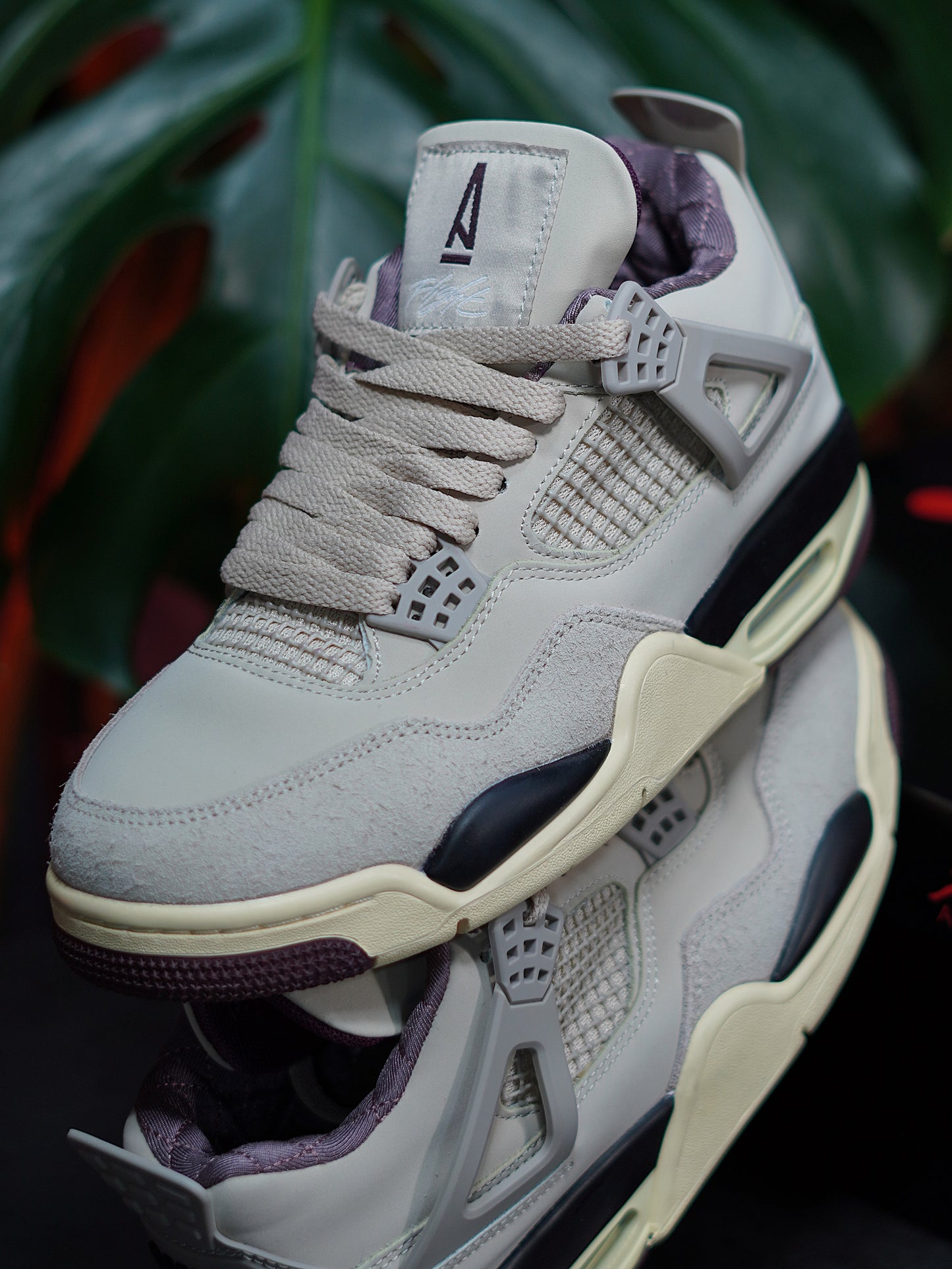 Air Jordan Retro 4 A Ama Maniere - Beige