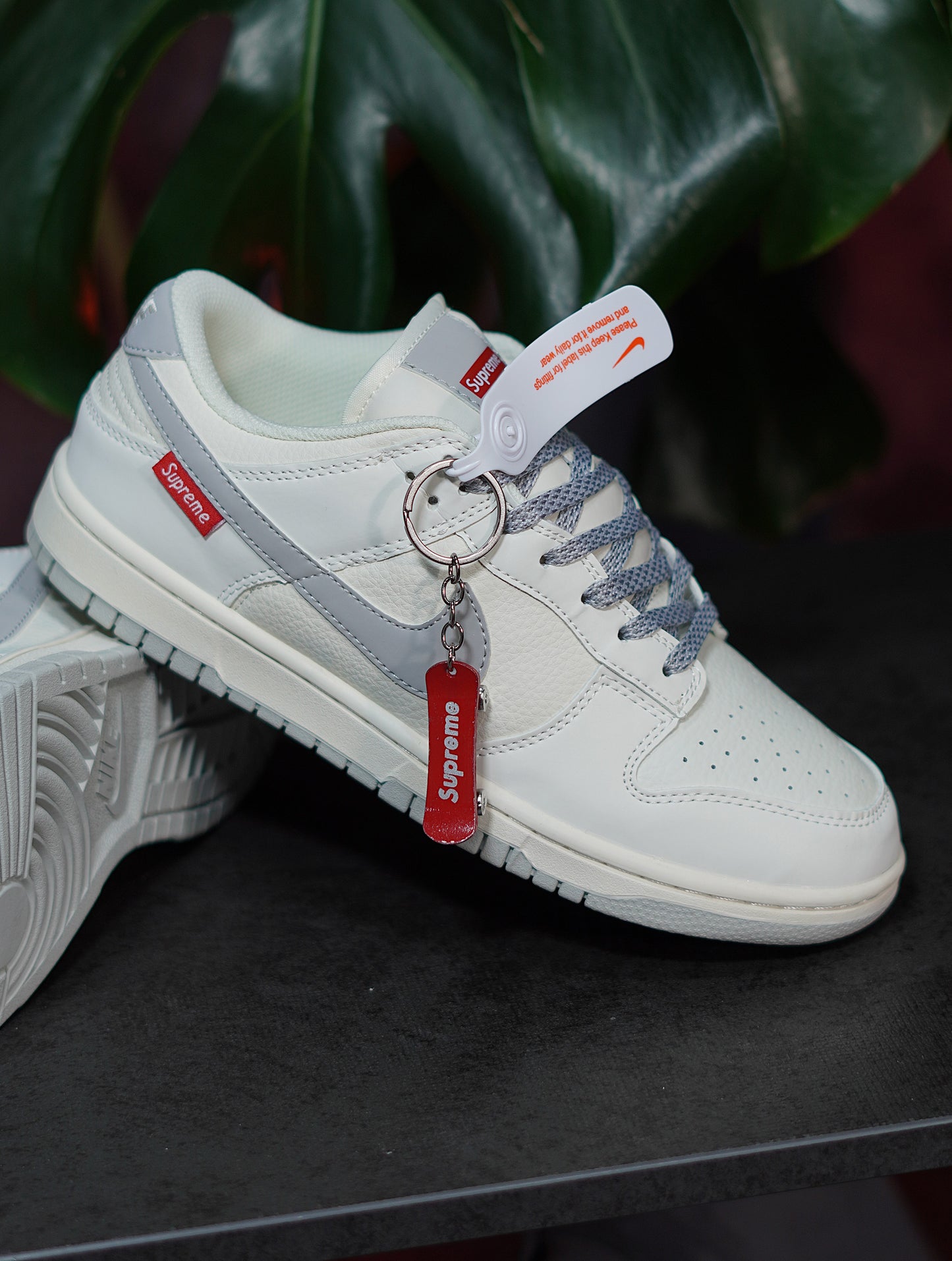 Nike SB x Supreme - Blanca