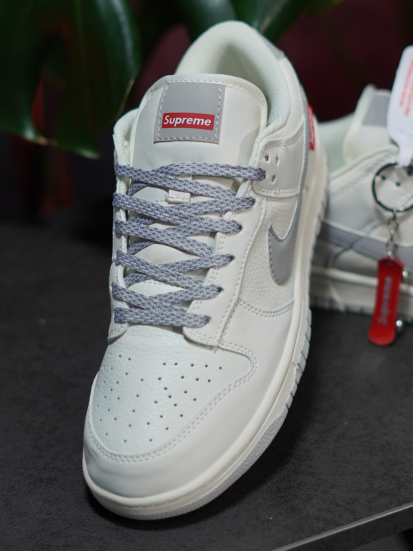 Nike SB x Supreme - Blanca