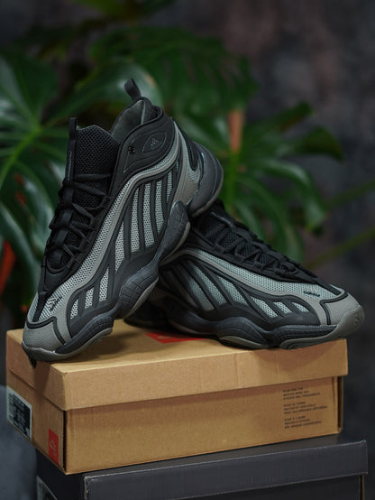 Adidas Intimidation - Negra, Gris