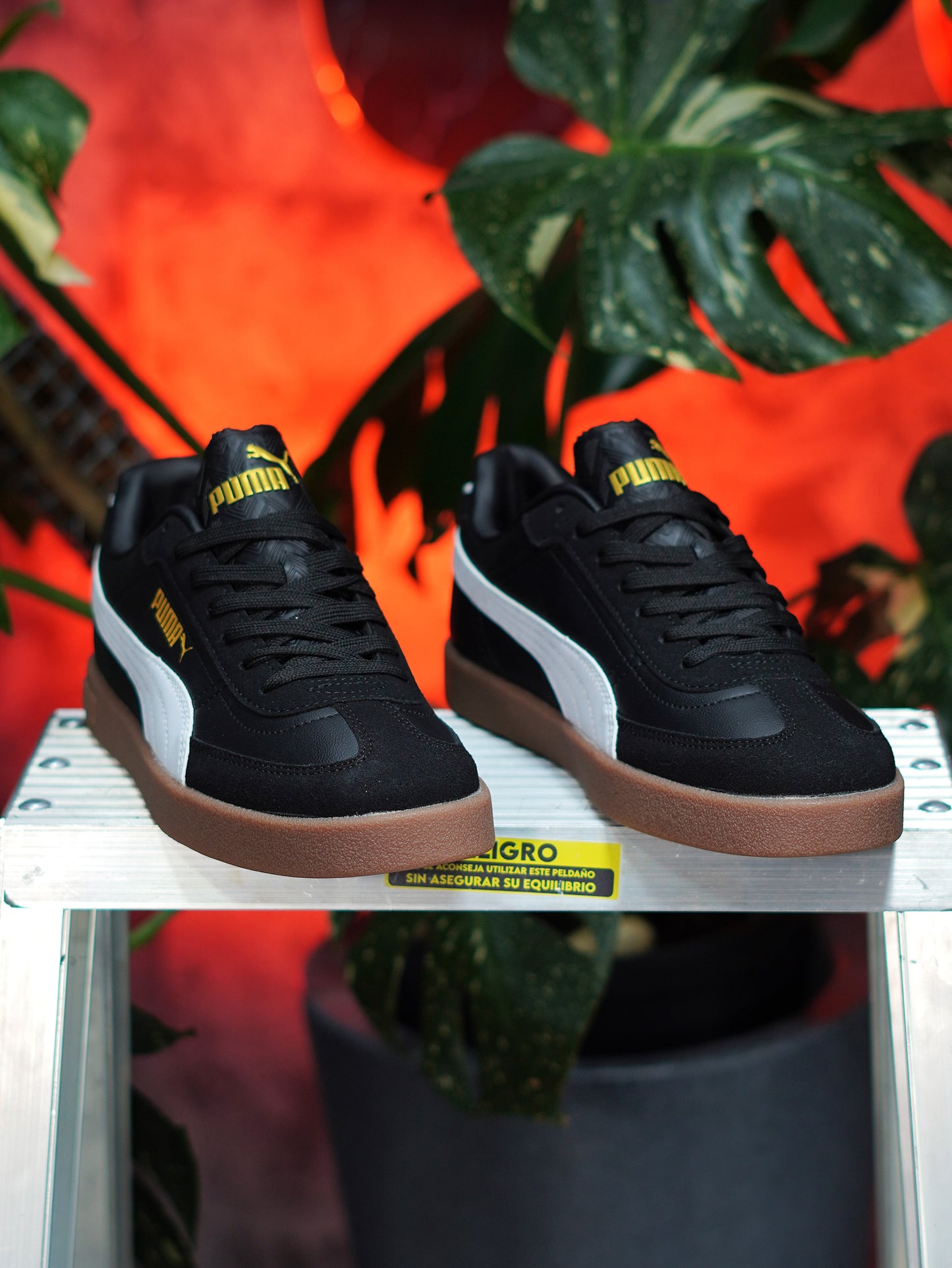 Puma Club II Era - Negra, Blanca