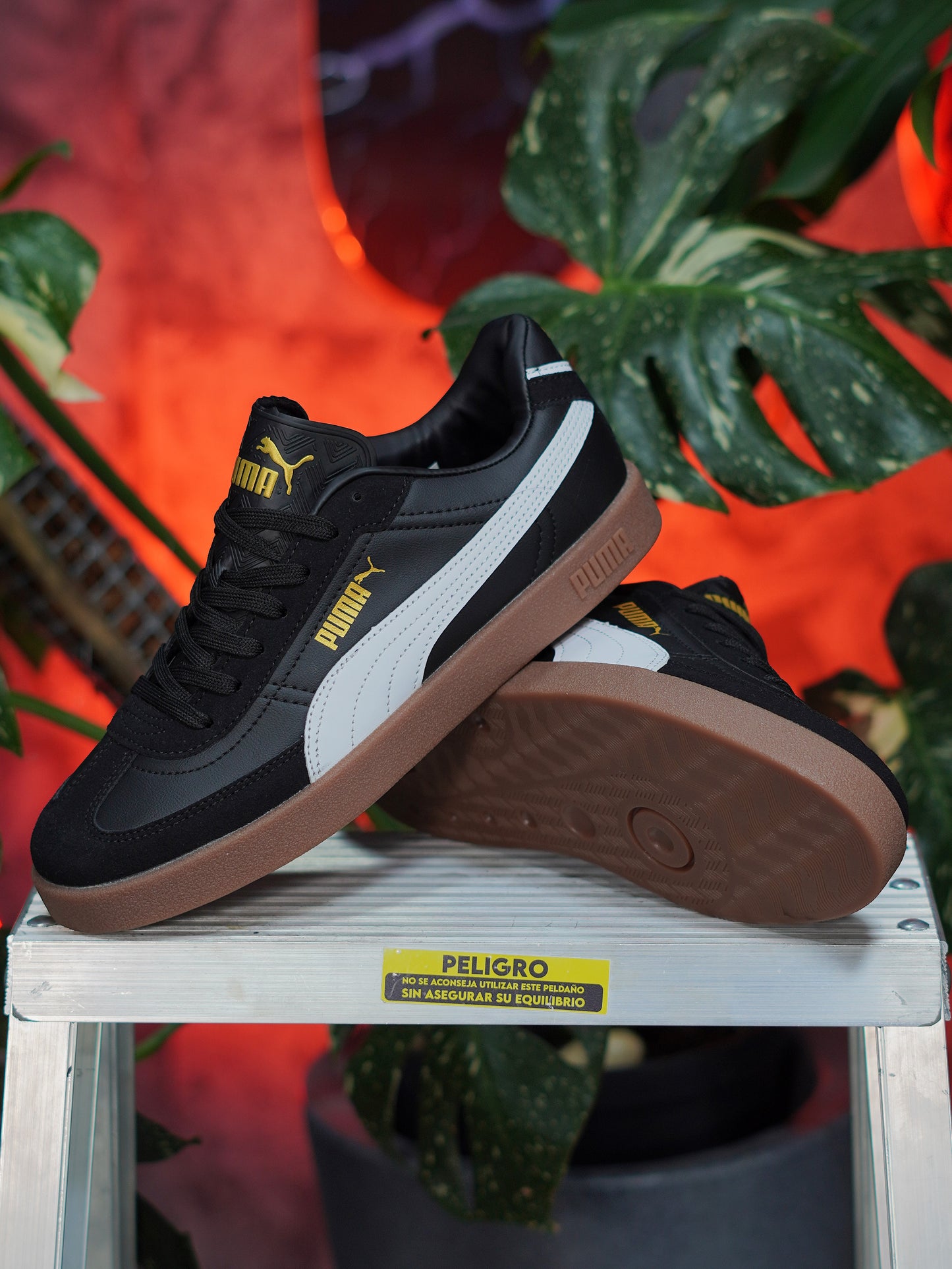 Puma Club II Era - Negra, Blanca