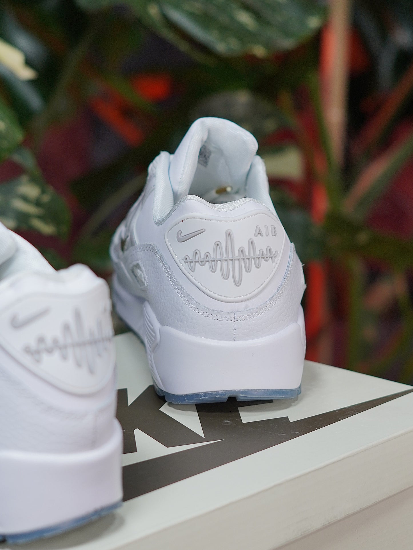 Nike Air Max 90 "Radio Pirata" - Blanco