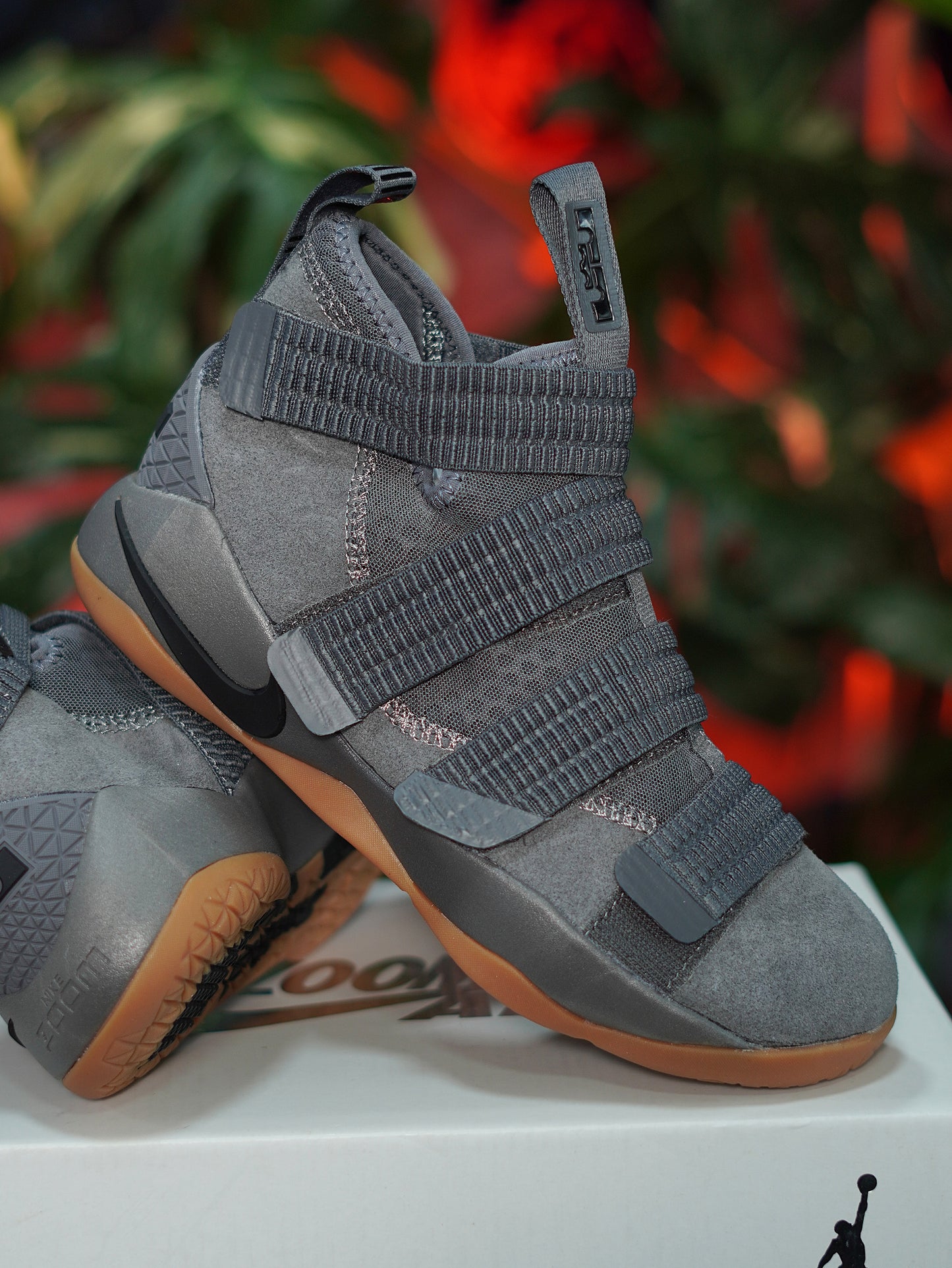 Nike LeBron Soldier XL - Gris