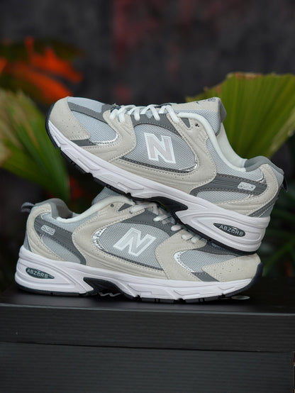 New Balance 530 - Beige, Gris