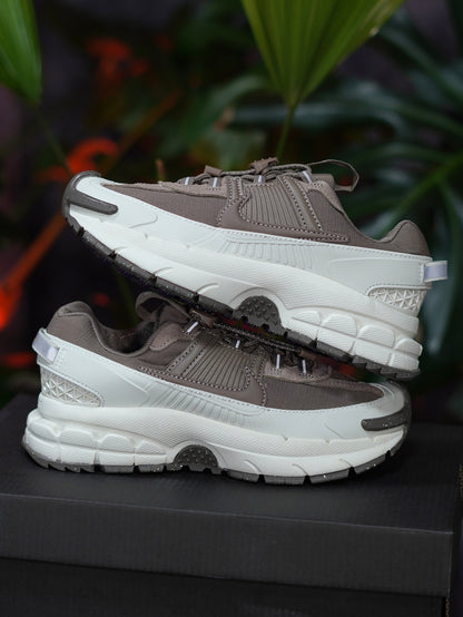 Nike Zoom Vomero Roam - Café
