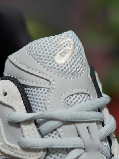 Asics Gel NYC Black Piedmont - Gris claro