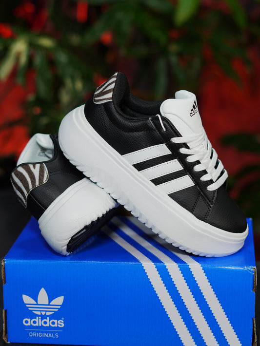 Adidas Grand Court Plataforma - Negro, Blanco, Animal Print