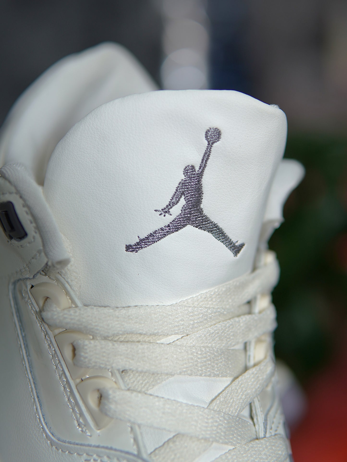 Air Jordan Retro 3 - Blanco, Plateado