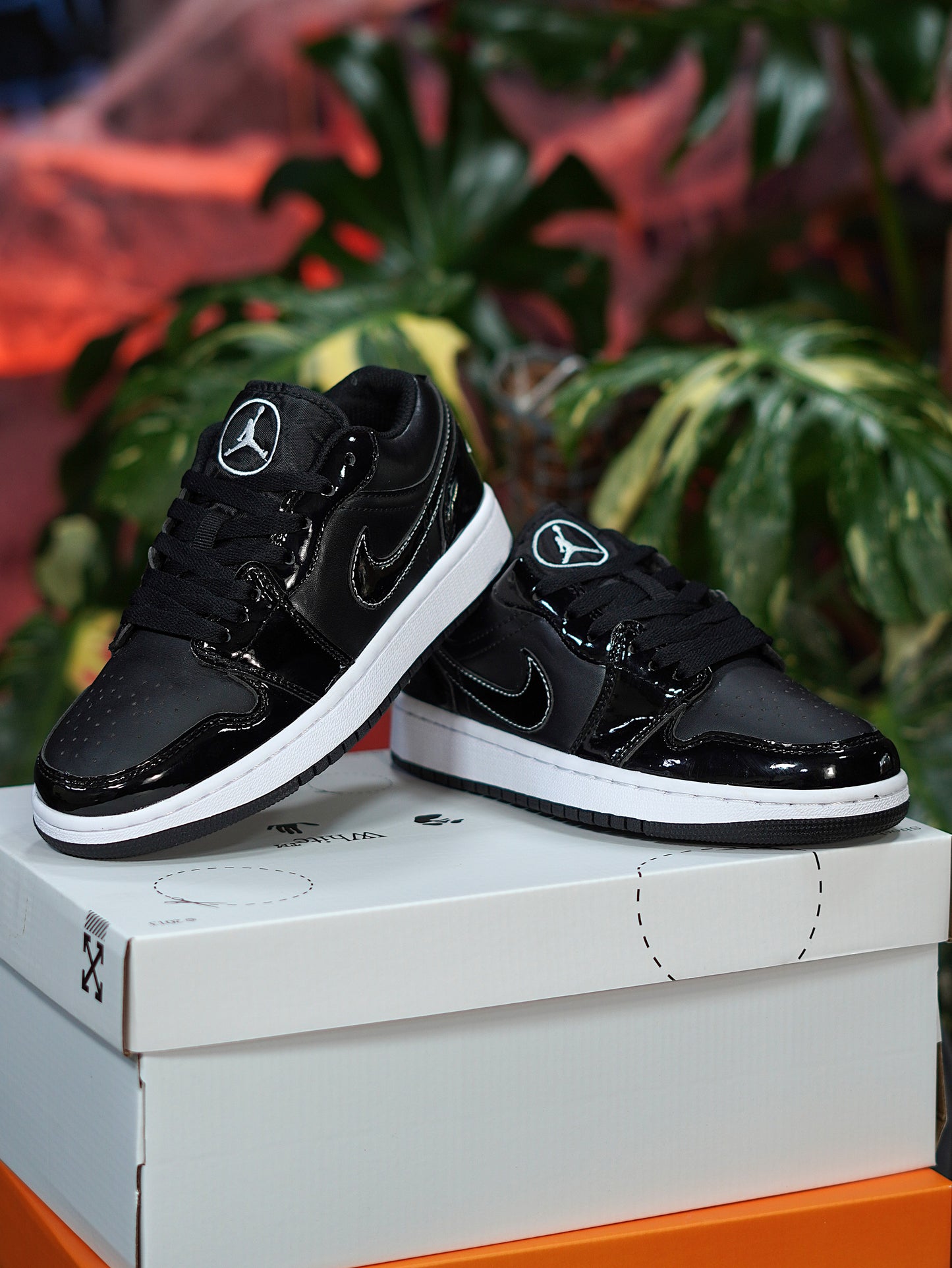 Air Jordan 1 Low All-Star - Negro, Charol