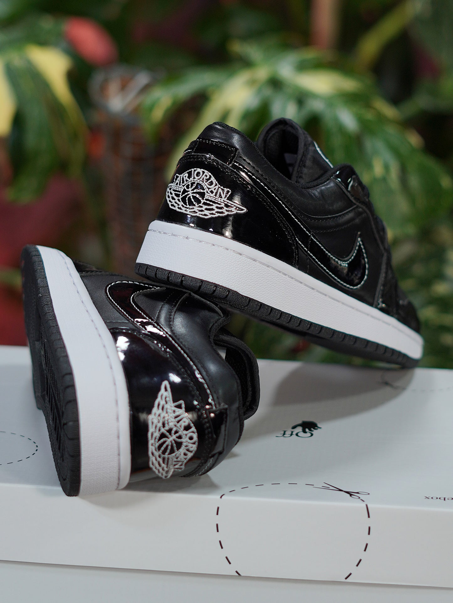 Air Jordan 1 Low All-Star - Negro, Charol