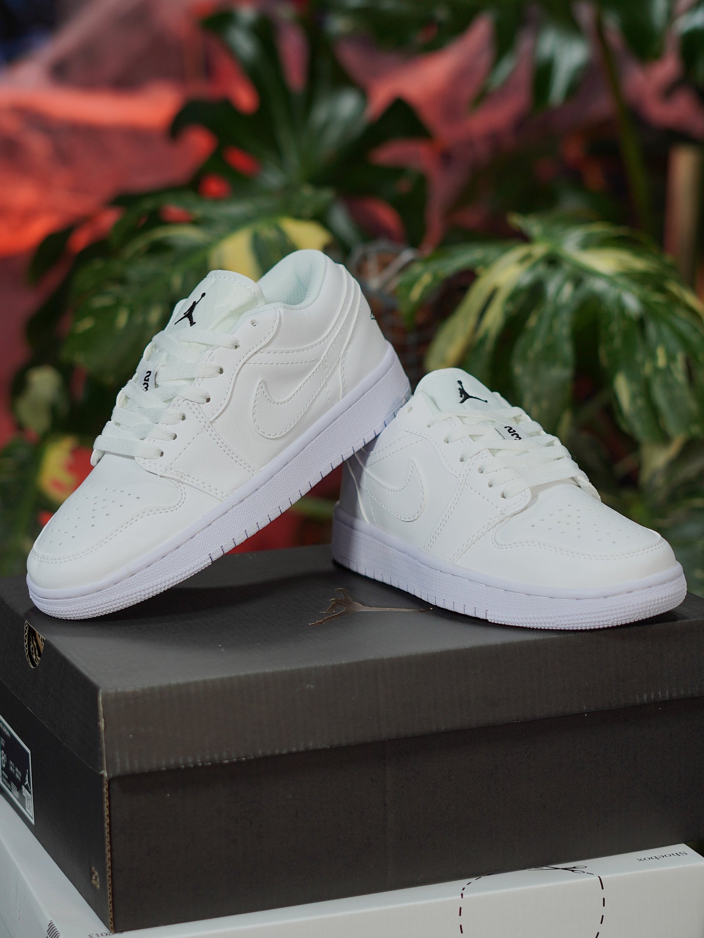 Jordan Retro 1 Low - Blanco