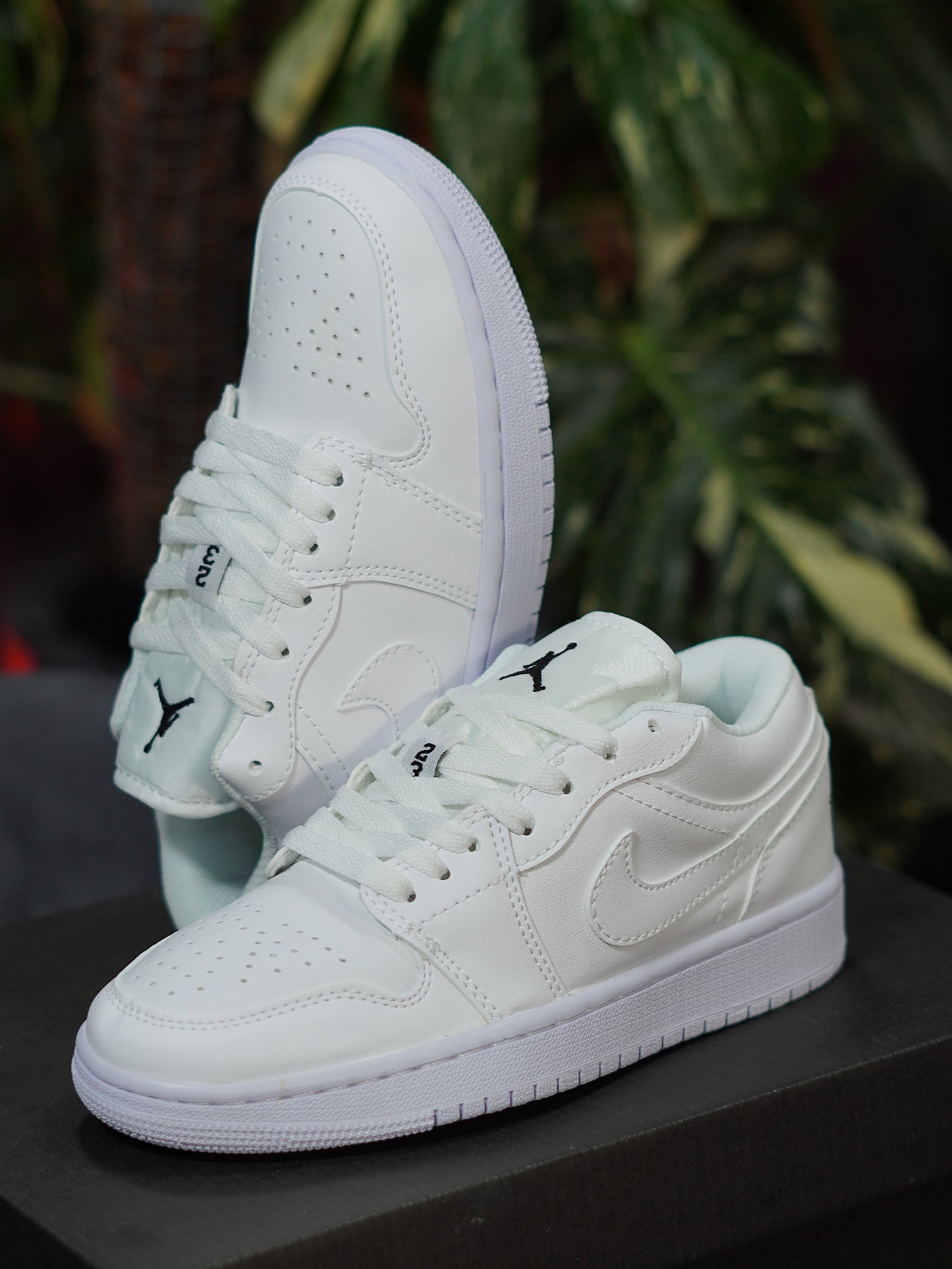 Jordan Retro 1 Low - Blanco