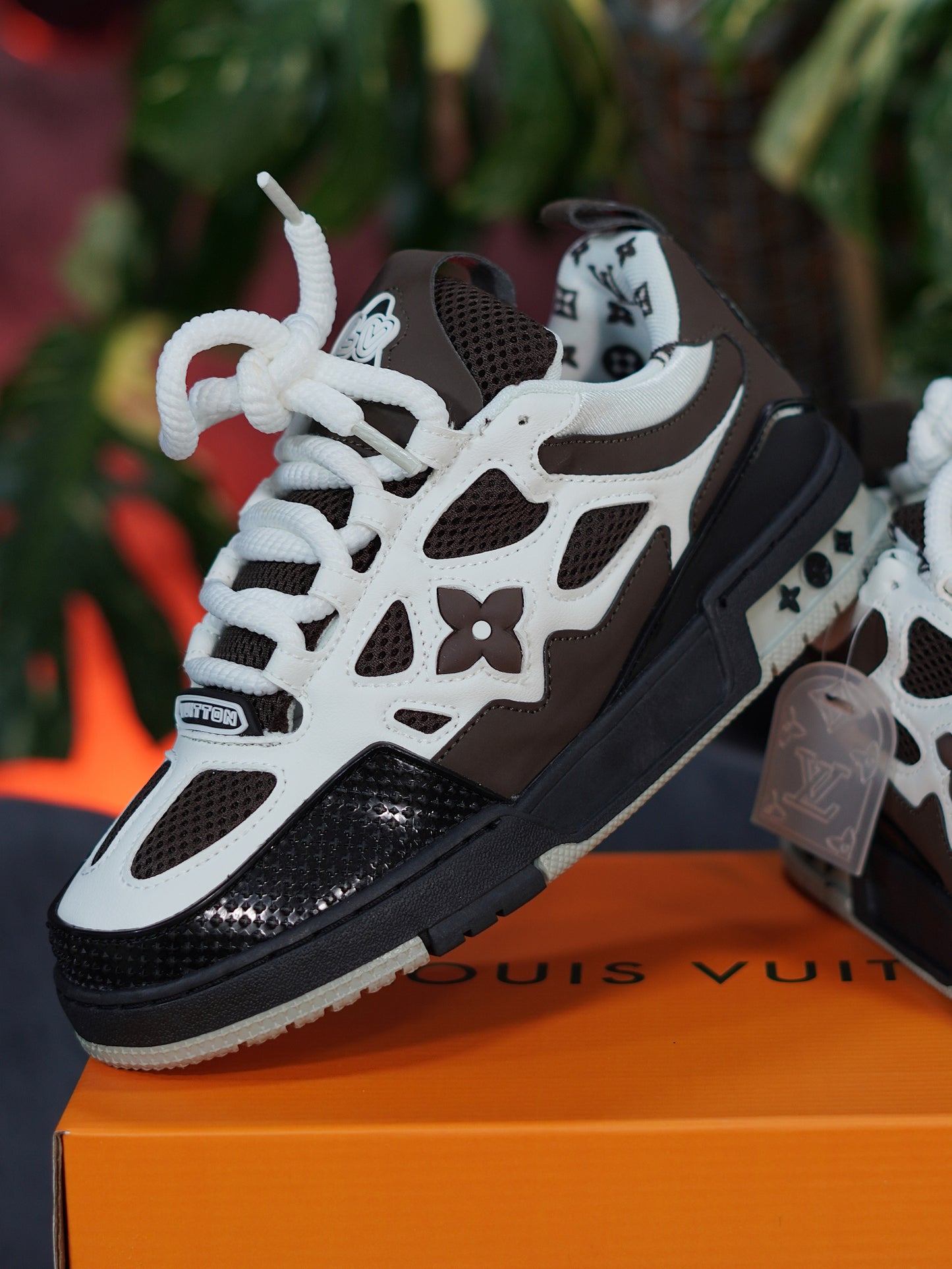 Louis Vuitton Skate - Café