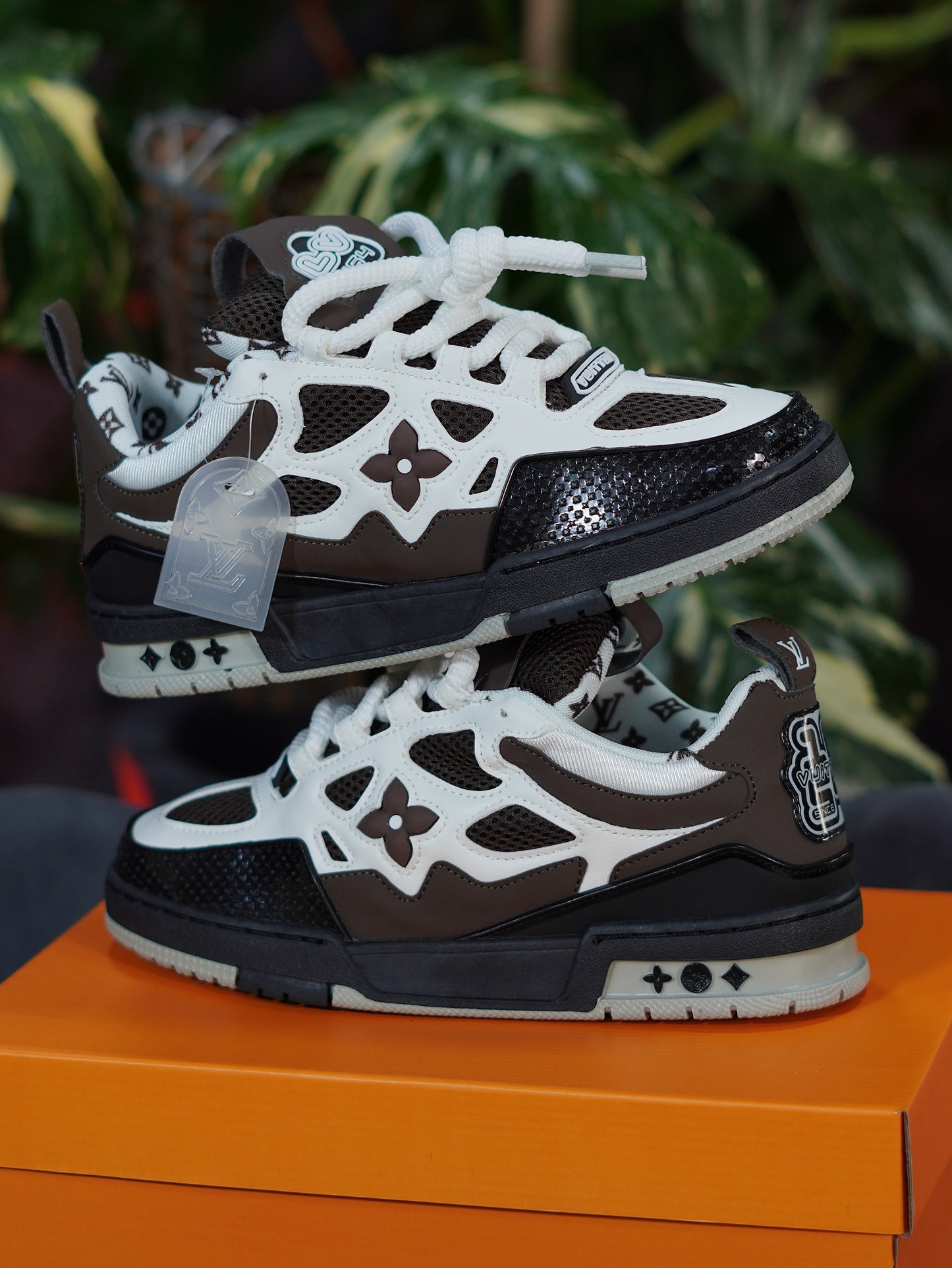 Louis Vuitton Skate - Café