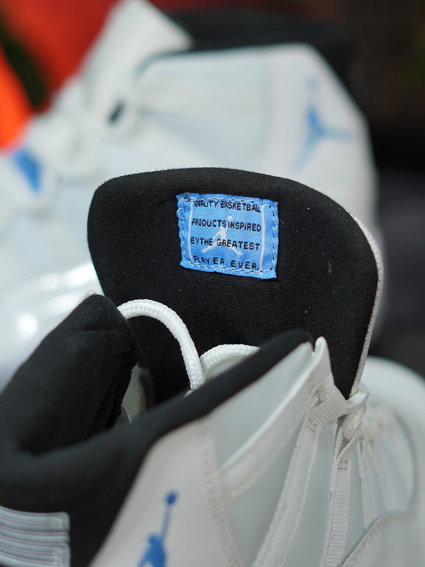 Air Jordan Retro 11  - Blanco, Azul