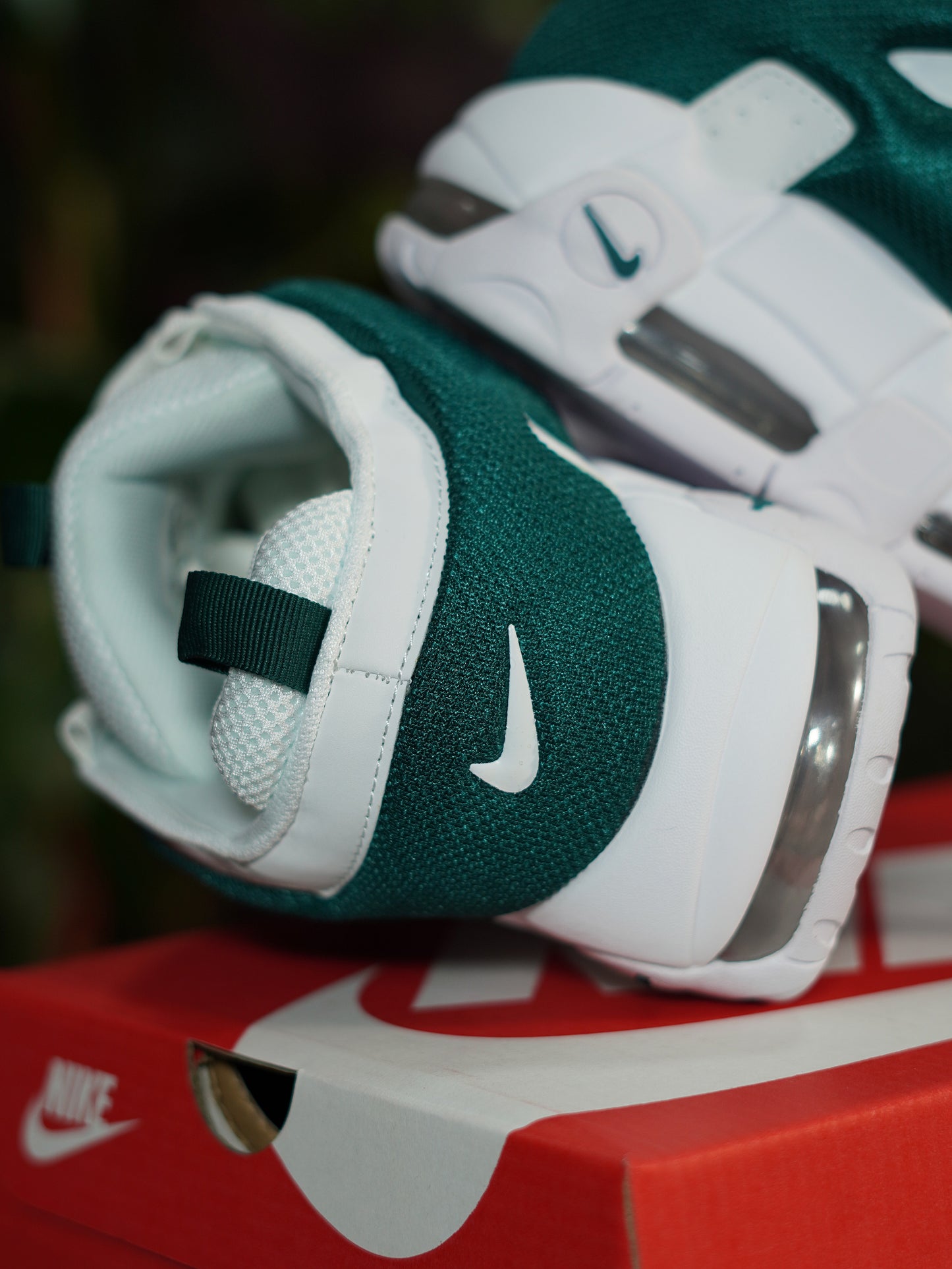 Nike Air More Uptempo - Blanco, Verde