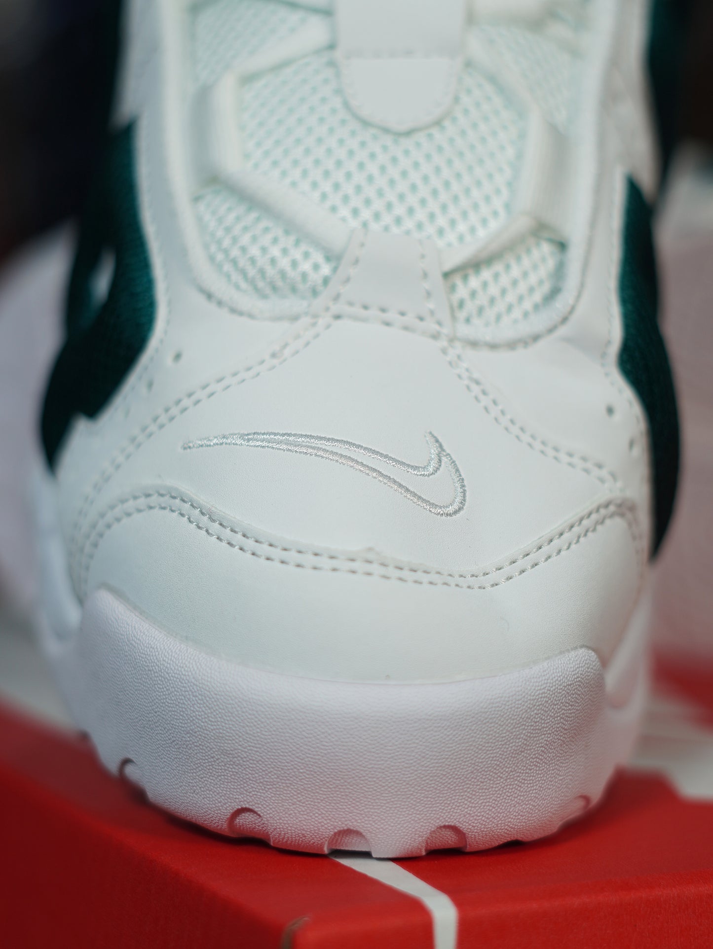 Nike Air More Uptempo - Blanco, Verde
