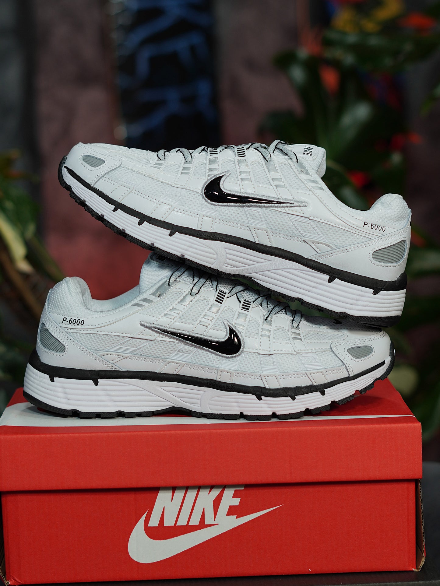 Nike P-6000 - Blanco, Plateado, Negro