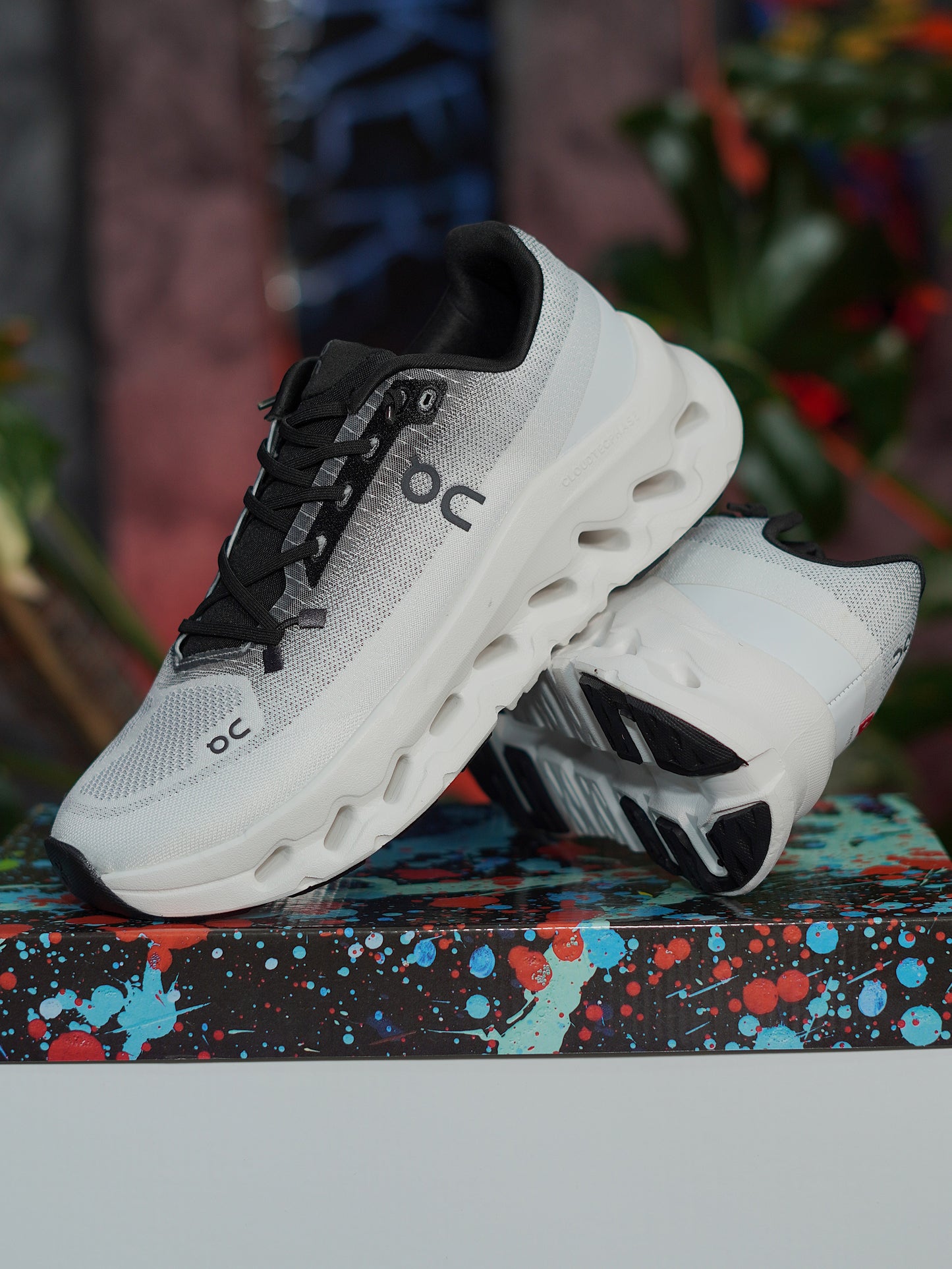 On Running Cloustilt - Blanco, Negro