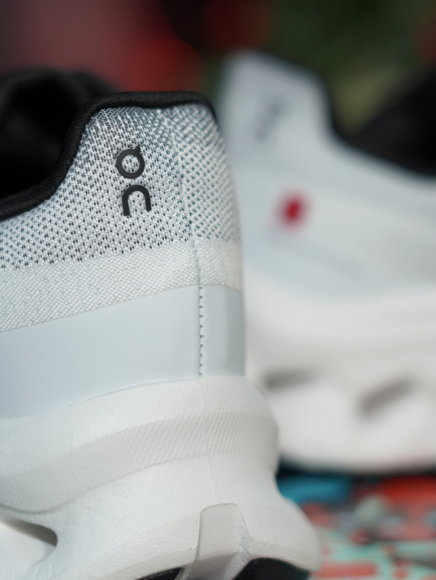 On Running Cloustilt - Blanco, Negro