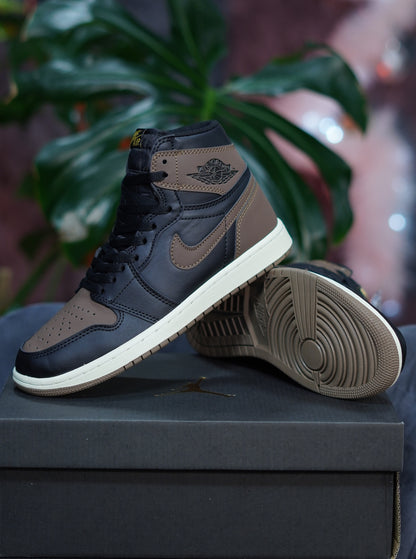 Air Jordan Retro 1 High OG GS "Palomino" - Negro, Café