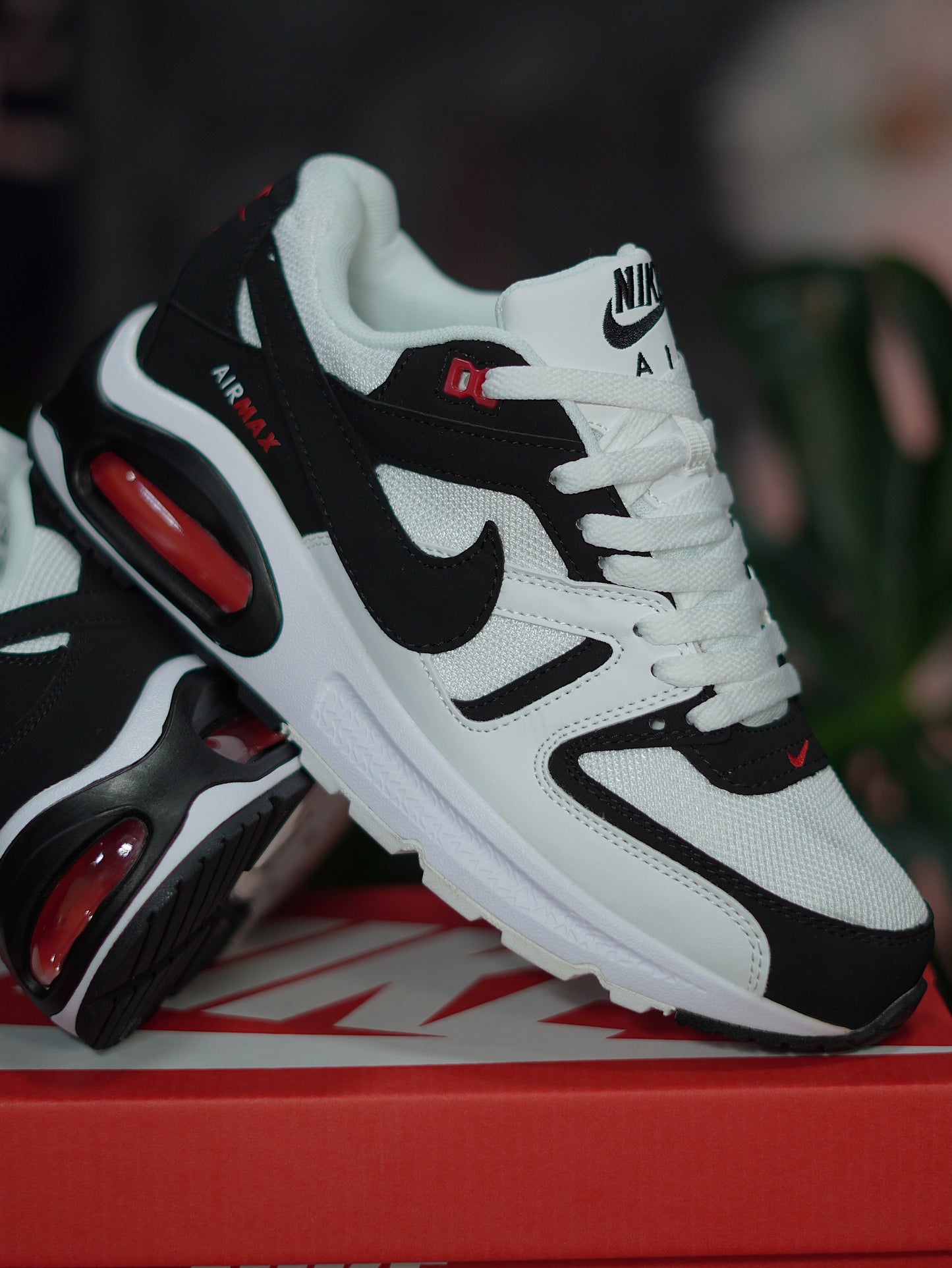 Nike Air Max Command - Blanco, Negro, Rojo