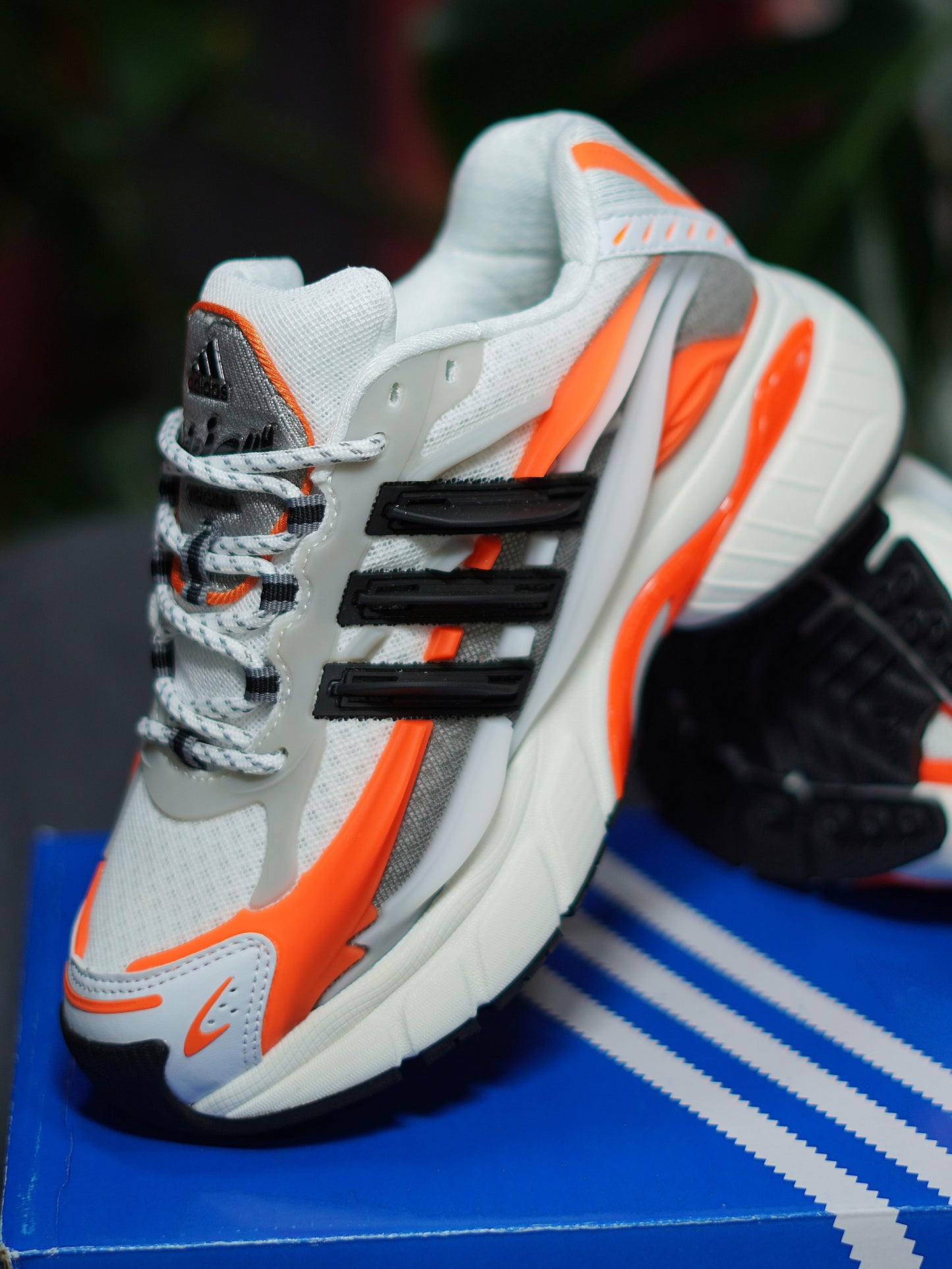 Adidas Adistar Jellyfish x Pharell Williams - Blanco, Naranja, Negro