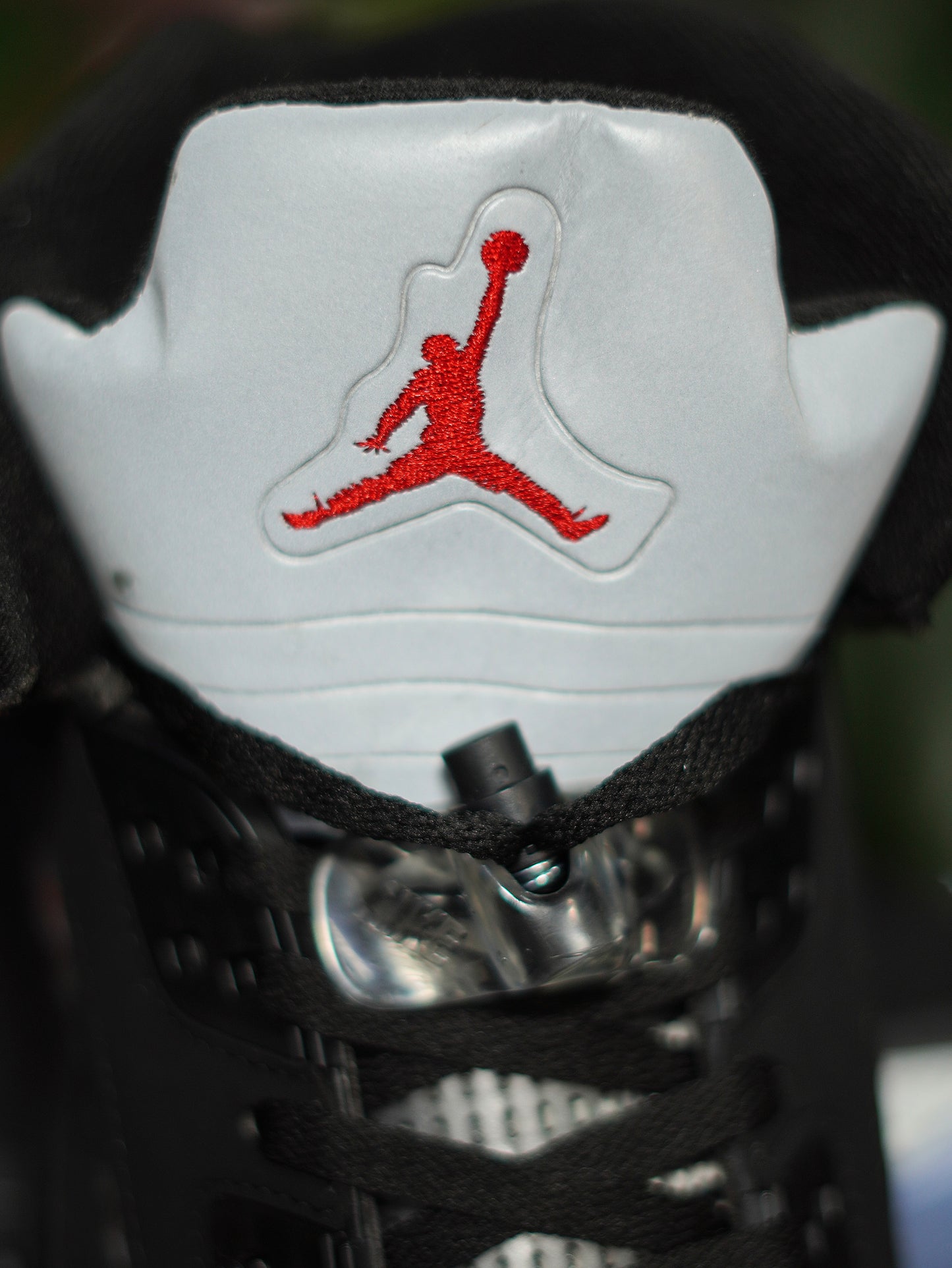 Air Jordan Retro 5 - Negro, Azul, Gris metalico