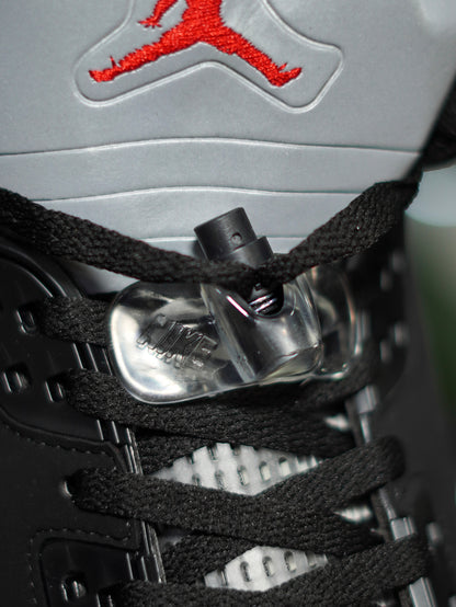 Air Jordan Retro 5 - Negro, Azul, Gris metalico
