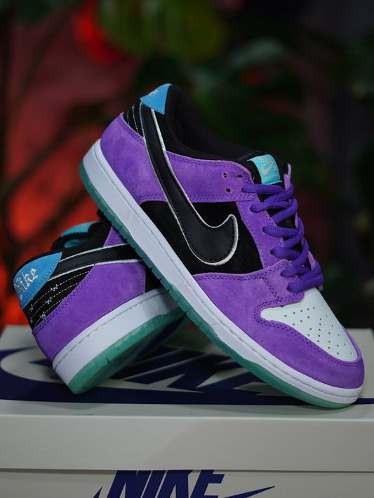 Nike Dunk SB x Hayley Wilson - Court Purple
